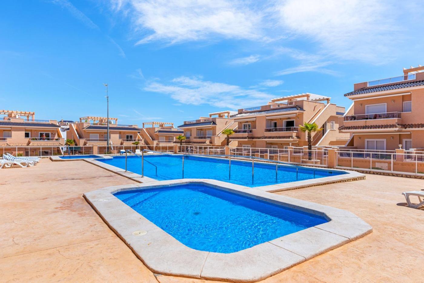 Apartments Punta Prima Indoor & Outdoor Pool Torrevieja Dış mekan fotoğraf