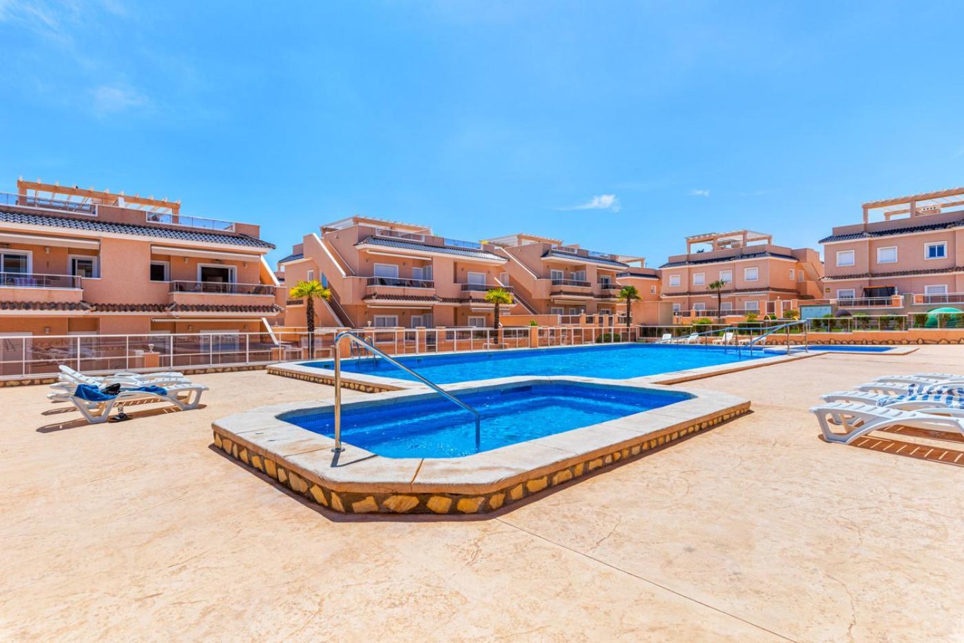 Apartments Punta Prima Indoor & Outdoor Pool Torrevieja Dış mekan fotoğraf