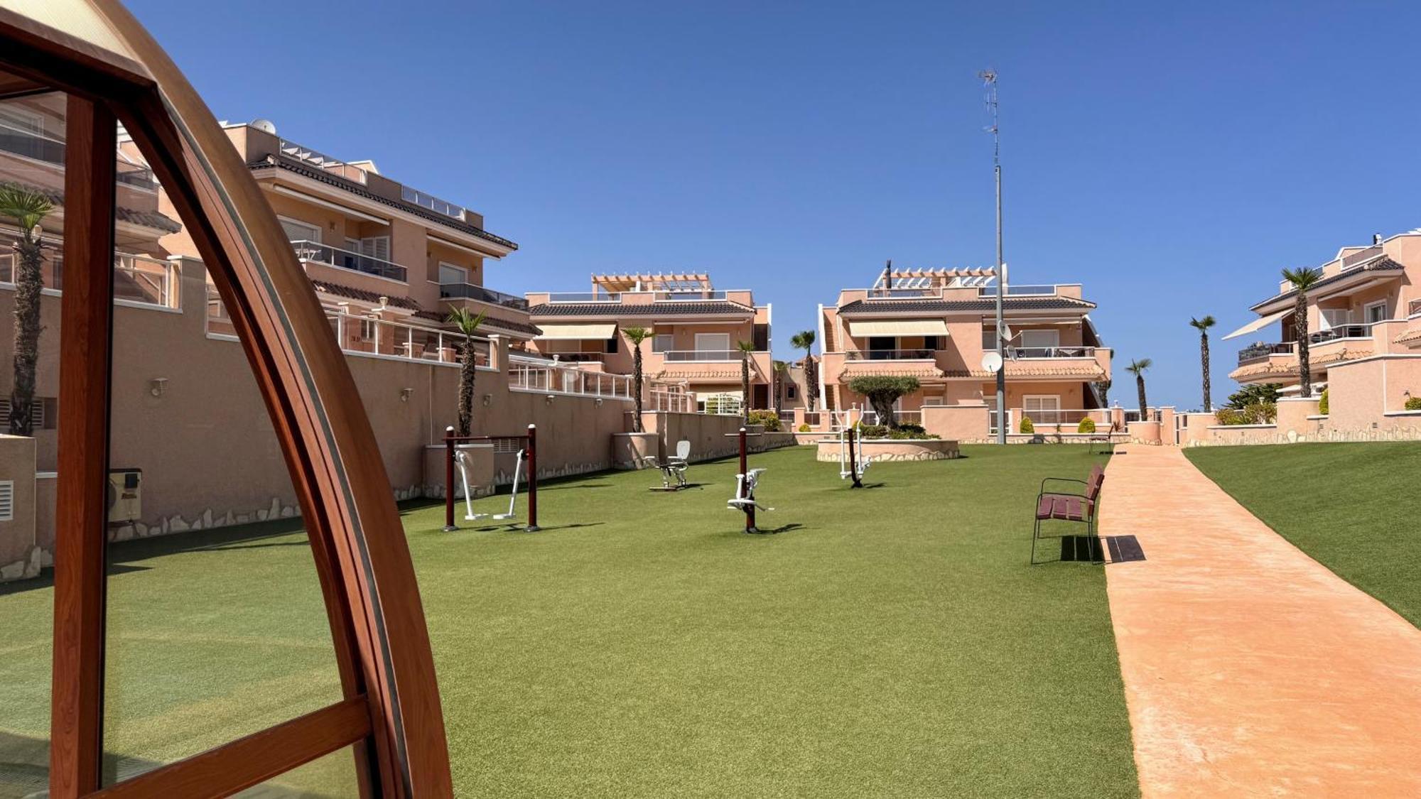Apartments Punta Prima Indoor & Outdoor Pool Torrevieja Dış mekan fotoğraf